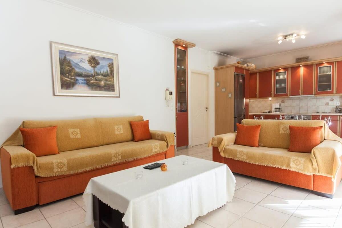 Scenic Balcony Apt In Vibrant Petralona Ateny Zewnętrze zdjęcie
