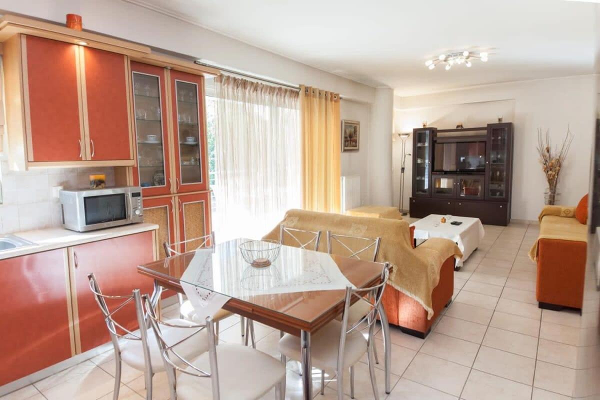 Scenic Balcony Apt In Vibrant Petralona Ateny Zewnętrze zdjęcie